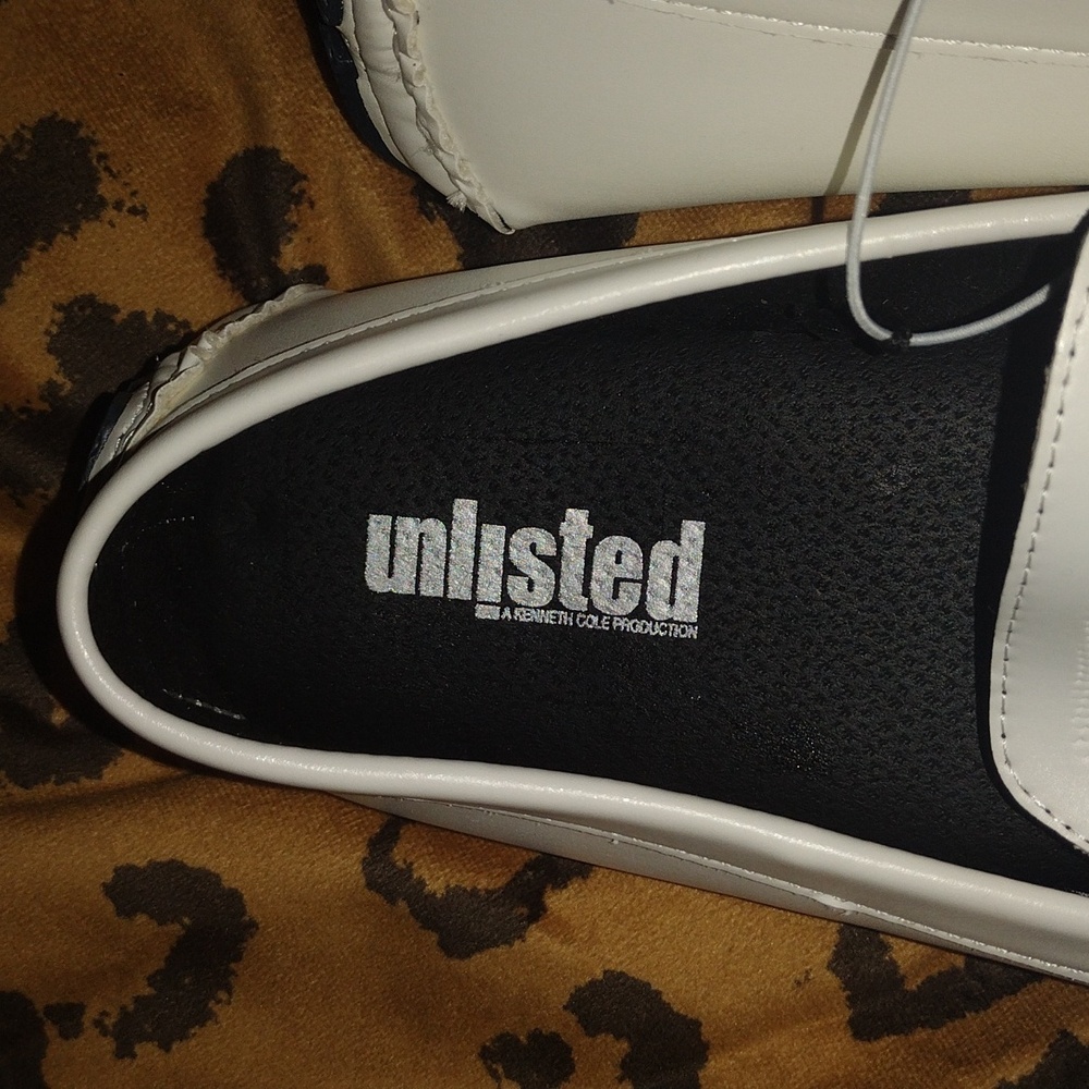 Men's White Loafers - Picture 4 of 4